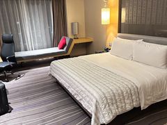 -青岛富力艾美酒店