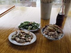 -正宗牛奇排骨饭(第一分店)