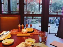 -杭州西子湖四季酒店-WL BISTRO西湖餐厅(灵隐路店)