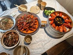 -巴厘龙虾·榜首油焖大虾(音乐学院·沿江酒馆店)