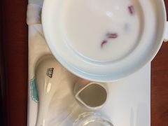 -燕庭·纯燕窝·甜品下午茶(南京西路店)
