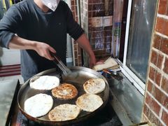 -安工大饼庞家肉饼