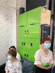 -东方美妍小鹏造型