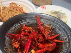 -肥肥虾庄·金牌油焖大虾(杨园滨江时代walk店)