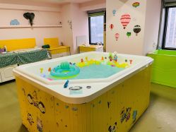 -小猴呦呦婴儿SPA游泳馆(小猴yoyo江北店)