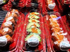 牛油果沙拉卷-上清·三文鱼鲜寿司(同德店)