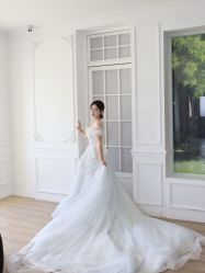 -城市花园婚纱摄影