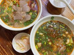 -遵义虾子张六羊肉粉(普陀路店)