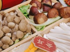 -廖掌柜·重庆鲜货火锅(上海首店)