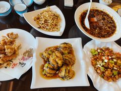 -喜乐餐厅•灯笼虾球首创者•本地小海鲜(二马路店)