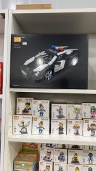 -逝水玩具折扣店