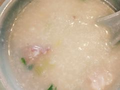 -乜都得港式茶楼(天贵路店)