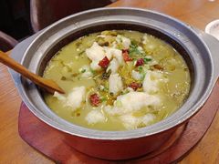 -周鱼小馆石锅酸菜鱼(活力汇店)