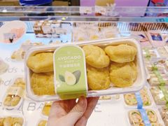牛油果味泡芙-PARIS BAGUETTE巴黎贝甜(周浦万达店)