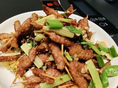 -丹水桥地锅鱼·翘嘴鲌·地方特色全鱼宴(丹江口大坝店)
