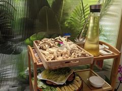 -一朵菌·野生菌探索家火锅(南亚店)