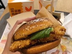咔滋脆鸡腿堡-麦当劳(杭州萧山文源店)