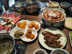 -龙聚德北京烤鸭(沙坪坝华宇A馆店)