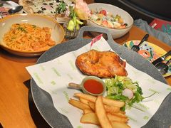 -JINNS锦时 steak&pizza(浸信会礼拜堂旧址店)
