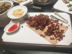 -忆江南·临江鱼馆