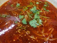 牛肉酸辣粉-脑馋粉儿(三里屯店)