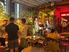 -城墙外BAR