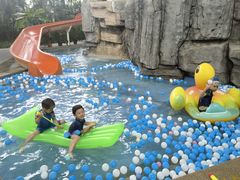 -中家鑫园温泉酒店鑫悦汤泉