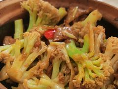 烧鹅汁焖台山菜花-清心鸡沙田乳鸽店·非遗传承(石溪店)