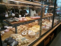-焙丽拾光(麦凯乐直营店)