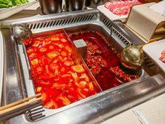 -海底捞火锅鲜切牛肉主题店(长寿路店)