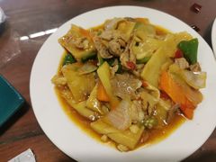 -老街坊餐吧