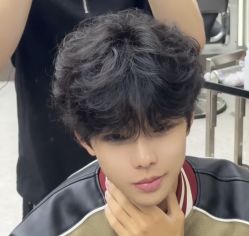 -尤司男士国潮理发馆