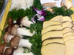 -慢丽江·云南野生菌土鸡锅(付家庄店)