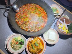 -吃城都·鱼蛙火锅(西玉龙街店)