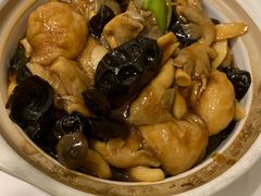 双菇面筋煲-老吉士(环贸iapm店)