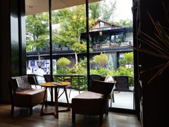 靠窗位-一叶觅山(半边街店)