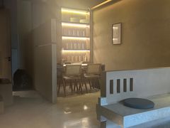 -灸春堂·艾灸·痛症·整脊连锁(丰潭路店)