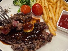 -WOLFGANG PUCK KITCHEN & BAR(迪士尼小镇店)