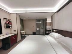 -府上酒店(广州火车站越秀公园地铁站店)