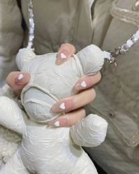 -媄甲诗美甲美睫