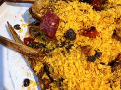 避风塘鸭下巴-天宝食坊·啫啫煲大排档(西华路店)