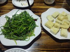 -小锅巴纳西餐厅
