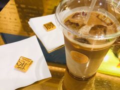 拿铁-VENCHI 闻绮(广州太古汇店)