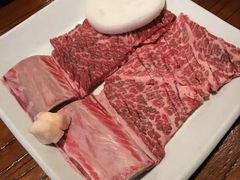 -萨拉伯尔(燕莎友谊商城店)