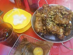 -BHC炸鸡(明洞总店)