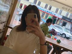 -手劲鱼丸馄饨铺(哈一百店)