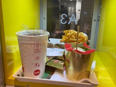 -麦当劳(静安寺店)