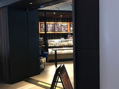 -星巴克(西安机场1店T3到达店)