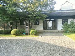 -上海市龙华烈士陵园