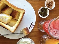 -厚生港萃·小吃餐厅(苍梧路店)